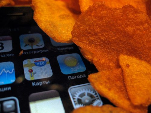 iphone в чипсах iphone в чипсах