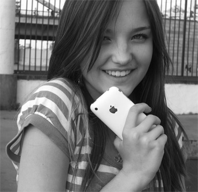 iphone-girl 37 iphone-girl 37