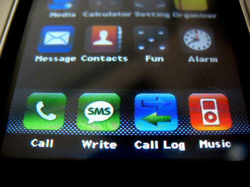 05-iphone-mini 05-iphone-mini