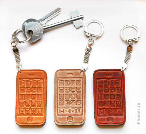 02-iphone-brelok 02-iphone-brelok