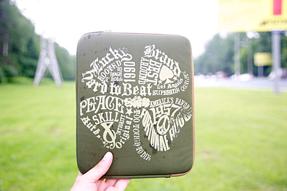 00-green-case-ipad
