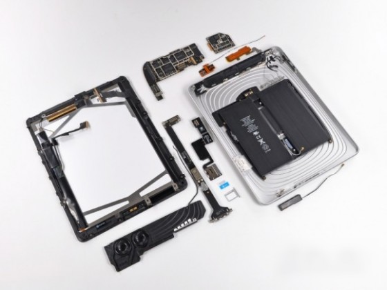 3G-iPad-iFixIt-teardown-580x435