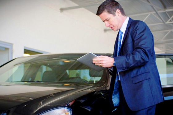 mercedes-benz-dealers-use-apple-ipad-20838_1-597x398