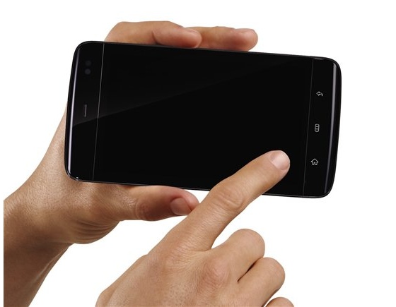 01_Dell-Streak_In-Hand_1