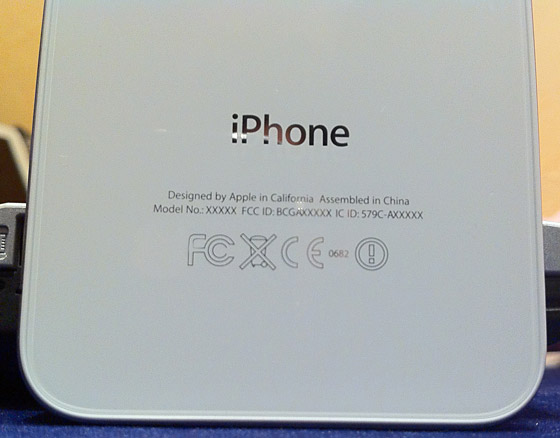 03-iphone-white