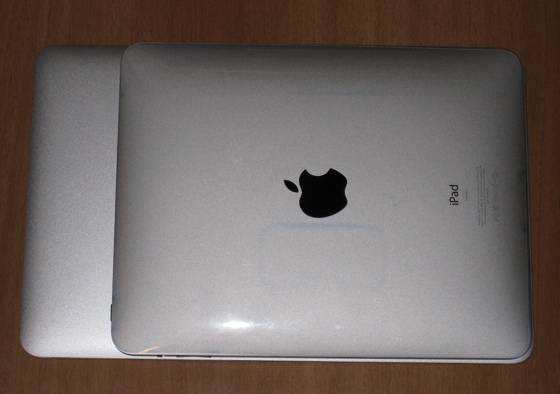 20_MBAir116_iPad