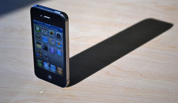 apple_16gb_iphone_4_cdma_verizon_794204_g2