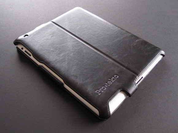 LuxMobile Protekto Organik iPad 2 Easel Case