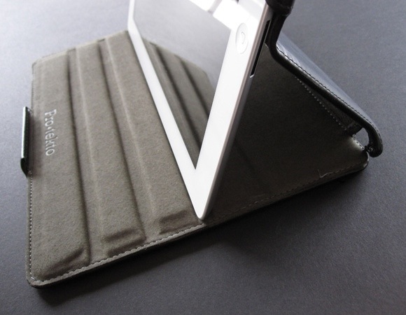 LuxMobile Protekto Organik iPad 2 Easel Case
