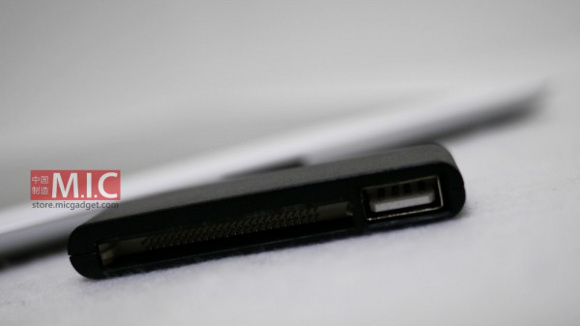 iPad CF reader