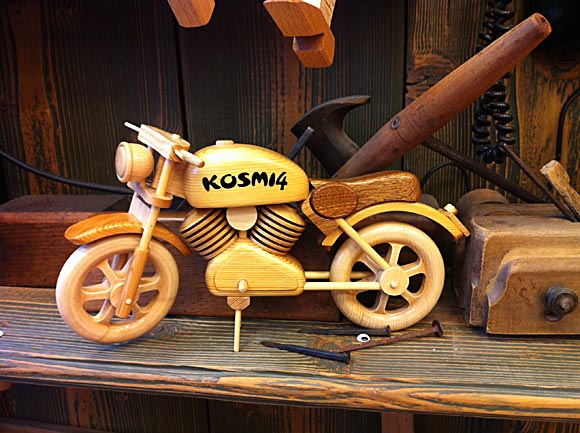 00-moto-kosmi4