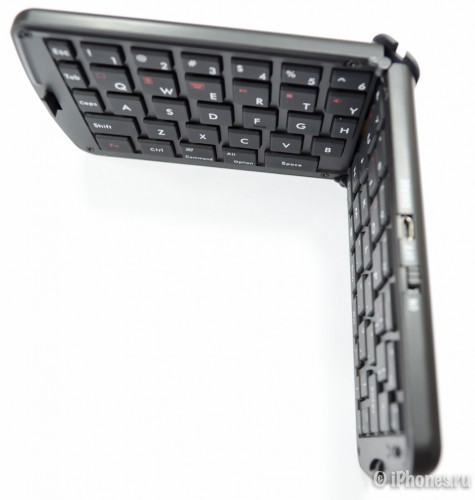 11-Foldable-BT-Keyboard