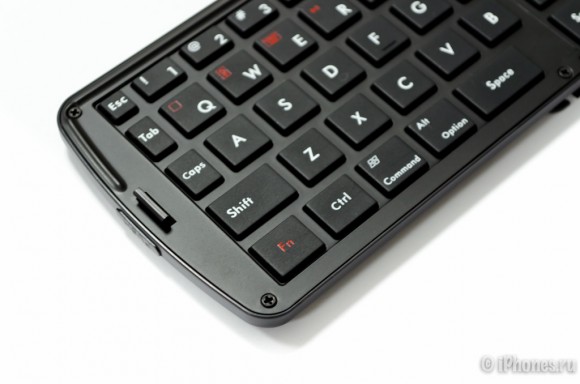 17-Foldable-BT-Keyboard