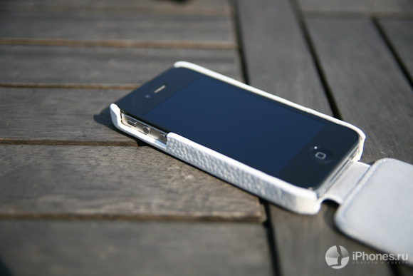 11-0-Clever-iPhone-Cases