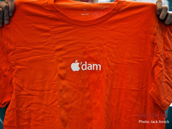 Apple Store в Амстердаме