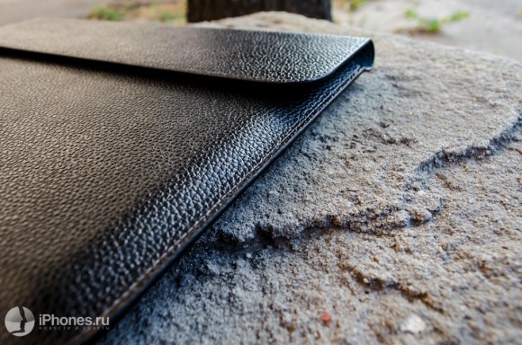 17-SGP-Sleeve-for-New-iPad