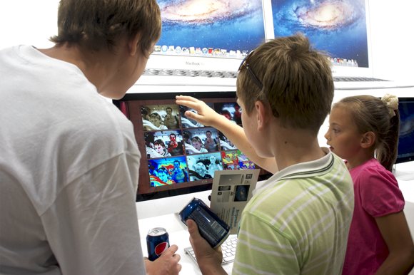 iStudio_SkyMall10