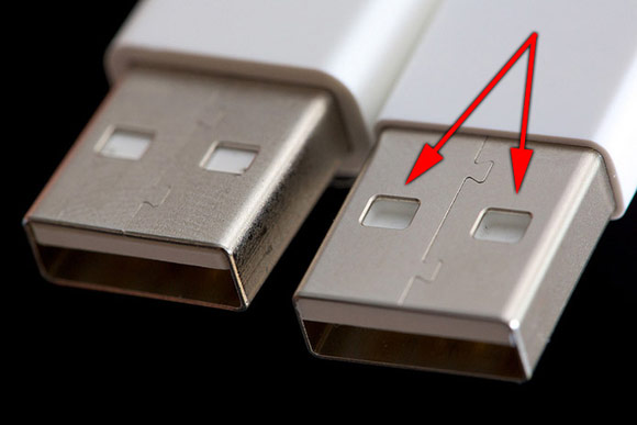 USB-разъёмы: обычный и Lightning