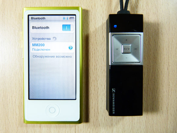 iPod nano и Bluetooth-гарнитура Sennheiser MM200