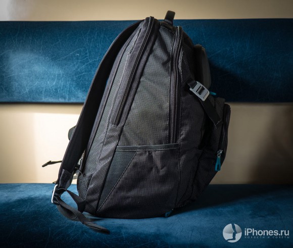 06-Thule-32l-Backpack