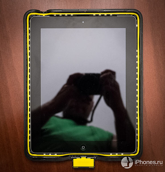 08-LifeProof-Cases