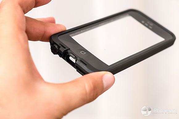 32-LifeProof-Cases