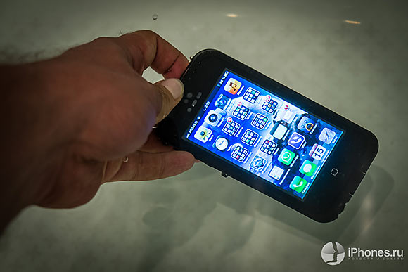39-LifeProof-Cases