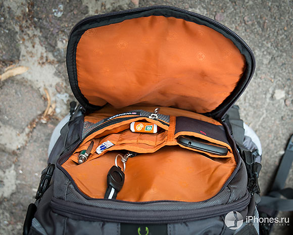 19-Wenger-Narrow-Daypack