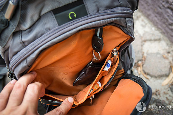 20-Wenger-Narrow-Daypack