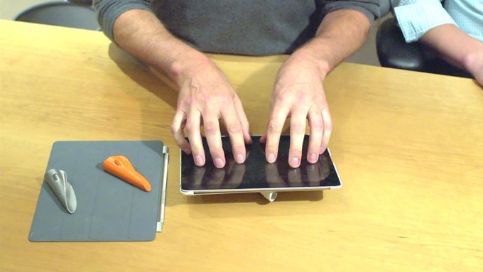 hold-ipad-case-kickstarter6