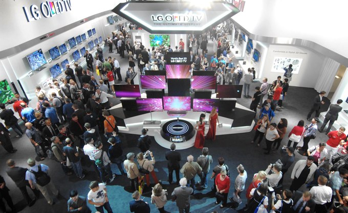 ifa-2013-iphone-philips2