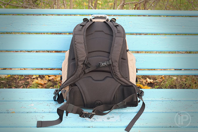 Oakley-Kitchen-Sink-Backpack-Grey-Fossil-back-view