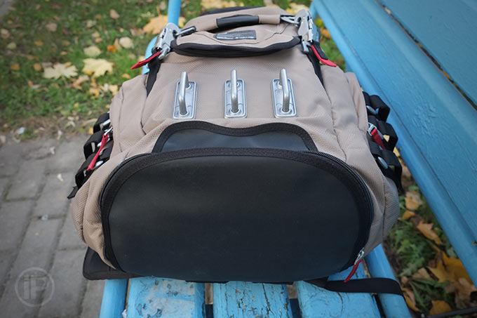 Oakley-Kitchen-Sink-Backpack-Grey-Fossil-big-bottom