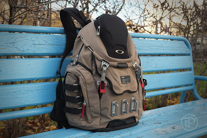 Oakley-Kitchen-Sink-Backpack-Grey-Fossil-left