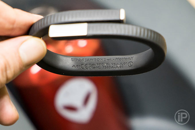 23-Jawbone-UP24