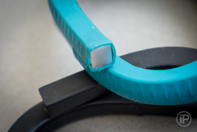 03-JawboneUP-1Year