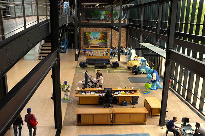 04-2-Pixar-Office