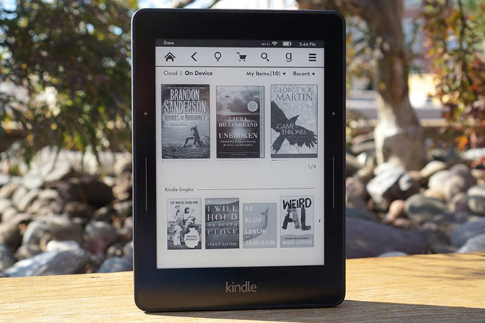 01-2-kindle-voyage-2014