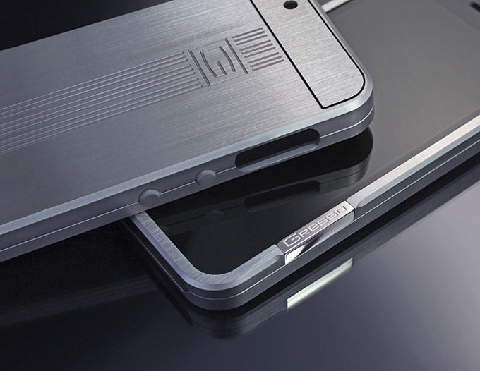 02-3-iPhone6-Gresso-T