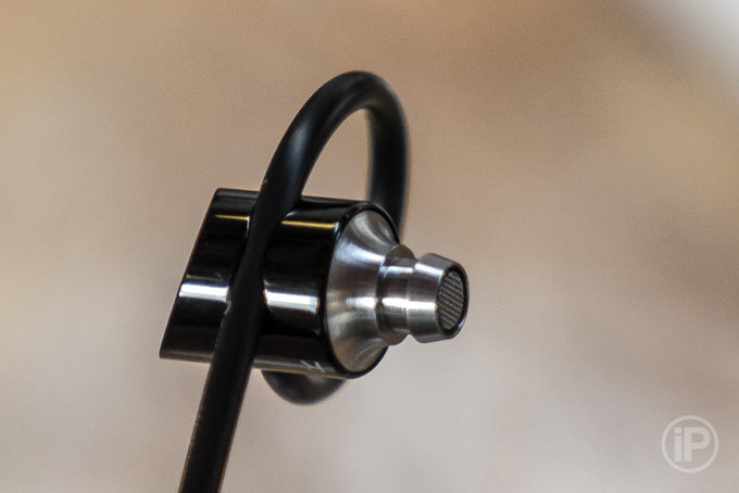 07-Bowers-Wilkins-C5-Series-2