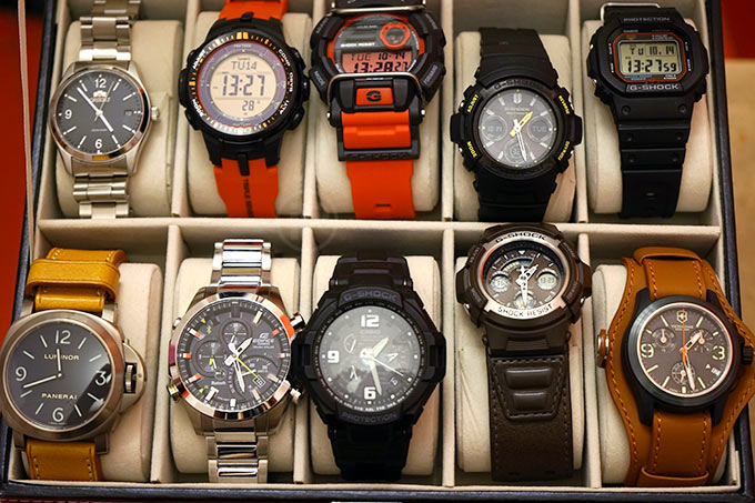 dark1-edifice-eqb-500