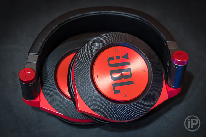 07-JBL-Synchros-E10-30-50BT