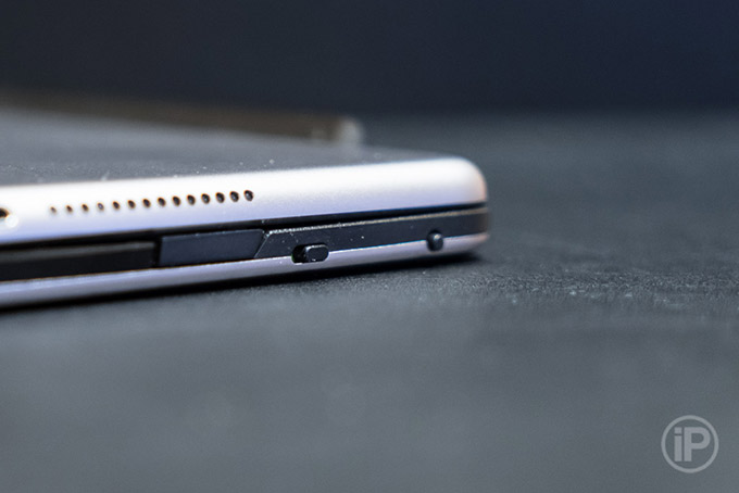 14-Logitech-Ultrathin-Keyboard-Cover