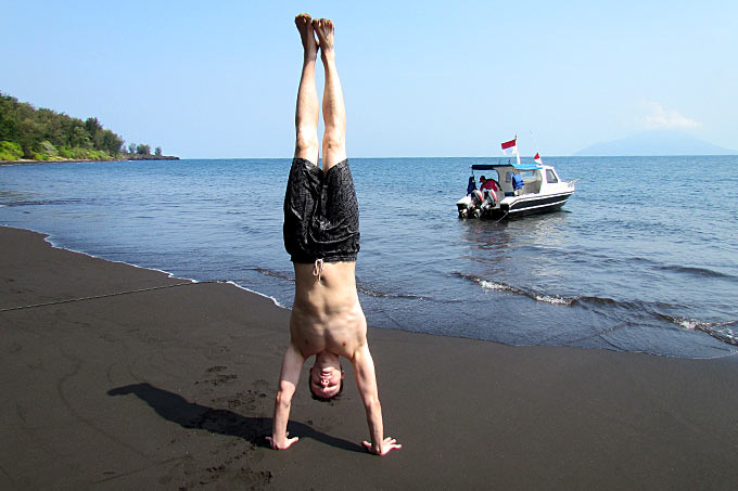 14-black-sand
