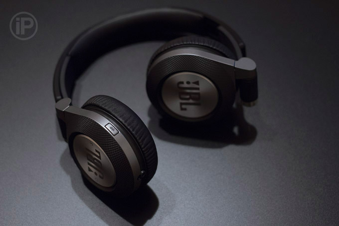 34-JBL-Synchros-E10-30-50BT