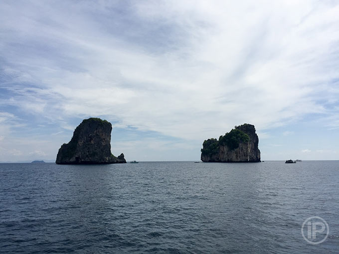 43-iPhones-in-Tai-Phuket