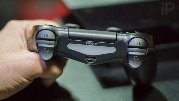 xboxone-ps4-comparison4