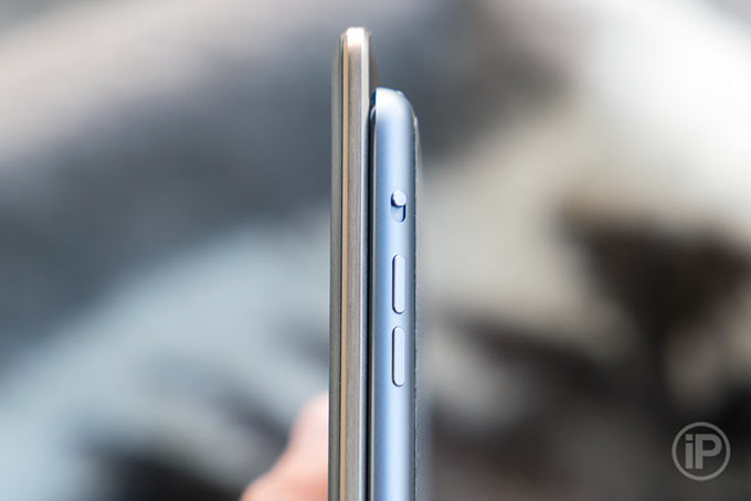 04-Galaxy-Tab-S-8-4-Inuse