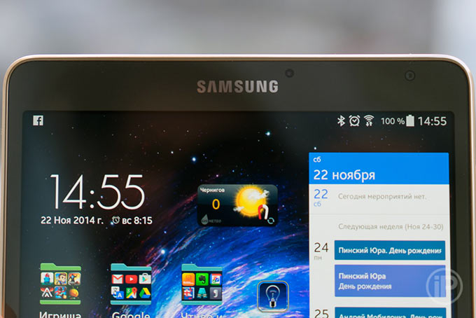 06-Galaxy-Tab-S-8-4-Inuse