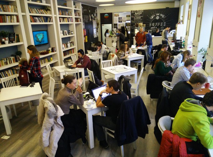 13-OnePlusOne-InUse-Photo